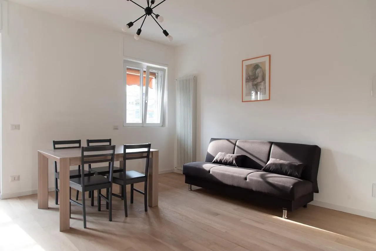 Apartamento Youhosty - Grazioli 11 Milão