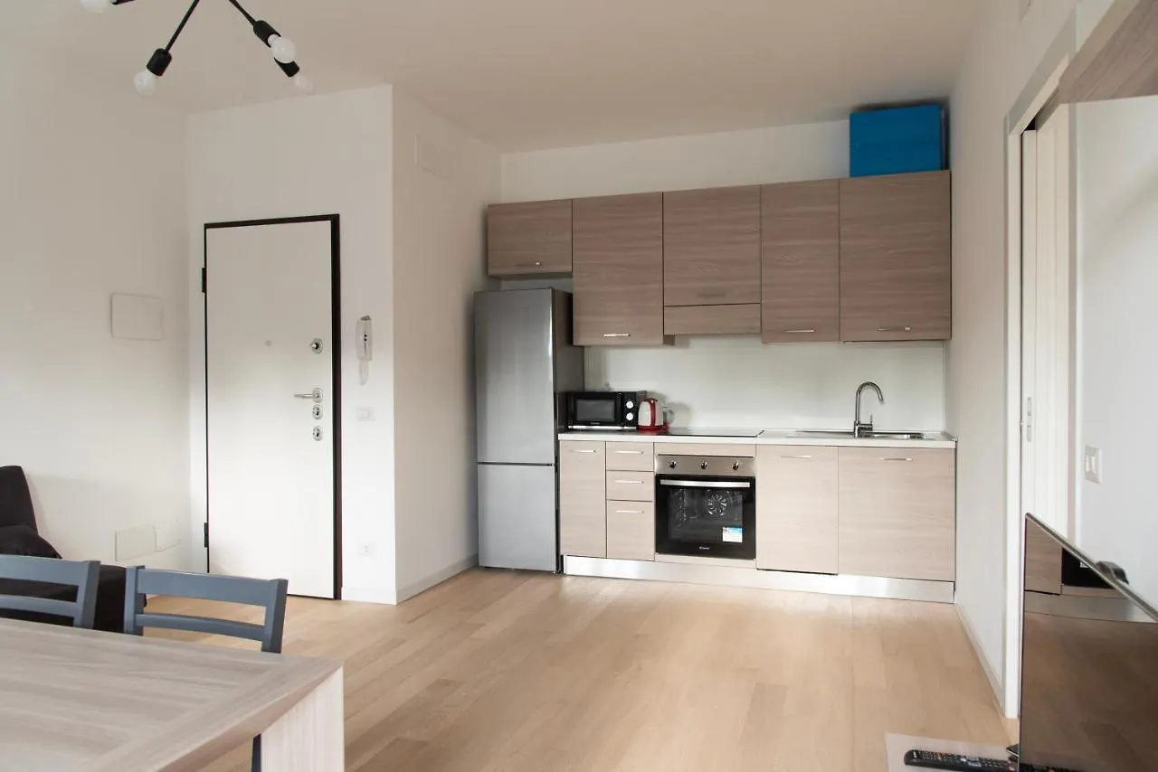Apartamento Youhosty - Grazioli 11 Milão
